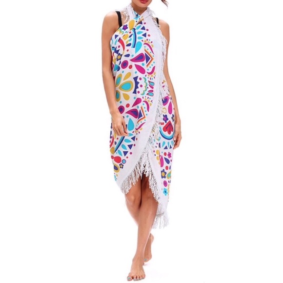 NWT “Sunshine On My Shoulders Makes Me Happy” Round Beach Wrap/Towel - Picture 7 of 9